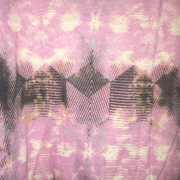 Geometric Tank Top - Picture 3 of 3